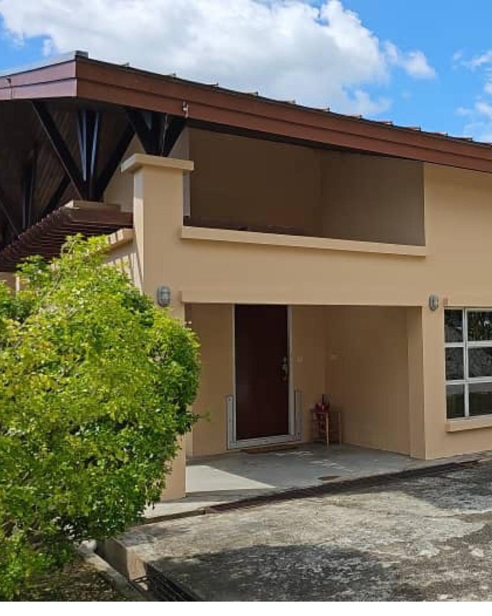 Karya Retreat Vila Kuching Exterior foto